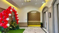 Asian Hotel - موقف سيارات