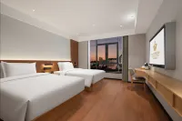 Wancheng International Hotel (Wancheng Plaza Branch) - parking