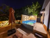Rainbow Haven Private Hot Spring Hotel