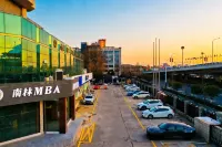Nanlin Hotel Hotels near Xuanwu Lake
