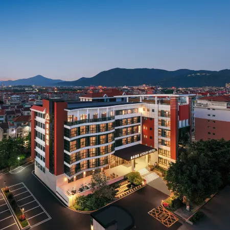 ATOUR Hotel, Kaiyuan Shengshi Plaza, West Street, Quanzhou
