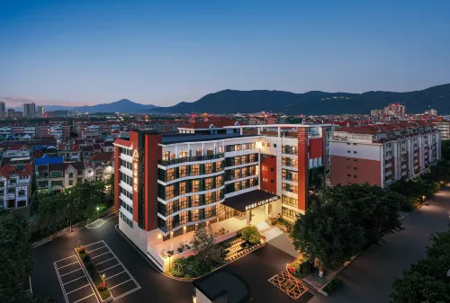 ATOUR Hotel, Kaiyuan Shengshi Plaza, West Street, Quanzhou