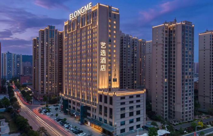 โรงแรมหรงฮว่า (เมืองไคซวน เป่าจี้)