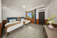 Wengwa Ancient Village, Jingmai Mountain · Erhong Mountain Lodge