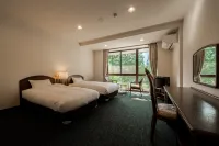 Kuzuryu Hotel Freare Izumi - parking