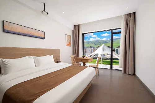 Qingyin · Jiumu Yun She Scenic Vacation Boutique Stay