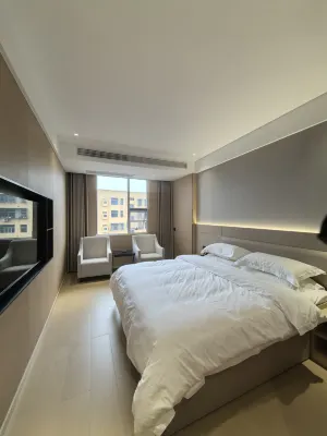 Jinjiang Yan