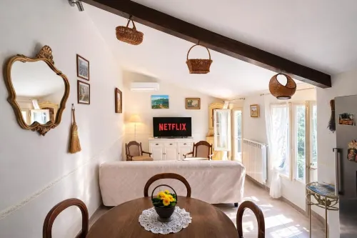 La Petite Maison Abigail, Peaceful home in Avignon
