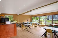 Dewang Dujiongyuan Homestay (Ruoergai County Branch)