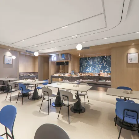 Homeinn Hotel (Guilin Lijiang Gaoxing Wanda Plaza)