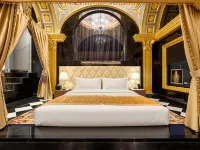 The 13 Palace Hotels near Cotai