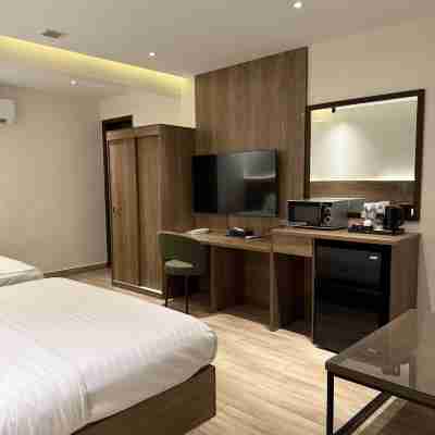 Hamsun Shahrah-e-Faisal Rooms