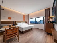 UrCove by Hyatt Hotel (Lanzhou Zhongshan Bridge Zhangye Road Pedestrian Street) - Bintang 4