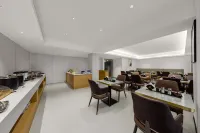 Oasis Hotel (Hohhot MixC University West Street Subway Station) - 2-stjärniga