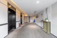 Jinling Nantianmen E-sports Hotel (Ningbo International Convention and Exhibition Center Branch) - الرياضات الإلكترونية