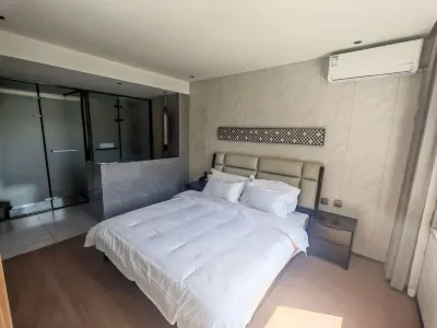 Qipanshan Xiaosanya Vacation Apartment Hotels in Qipanshan
