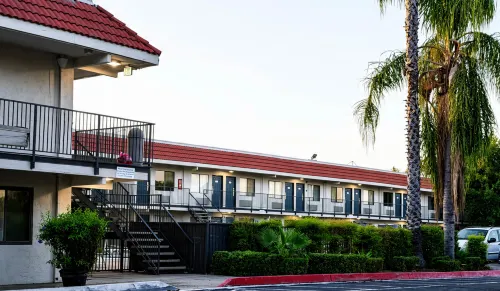 Motel 6 Modesto, CA - 2 estrellas