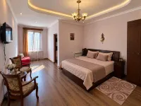Christy Hotel - Bintang 3