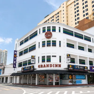 Swing & Pillows @ Grand Inn George Town Penang โรงแรมใกล้Equator College