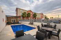 Extended Suites Monterrey Aeropuerto -  Ferienwohnungen