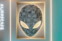 Heguang ALIENSPACE Esports Hotel (Chengdu Tianfu Square Chunxi Road Branch) Hotels in Chengdu