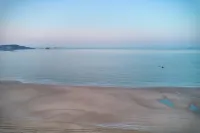 Urba Hotel (Shengsi Jihu Beach Branch)