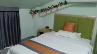 V9 City Inn (Luyu Square) - albergo