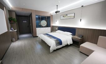 Qingjian Spring Summer Autumn Winter Grand Hotel