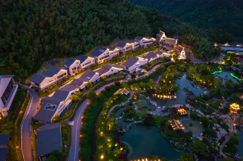 Gexian Village Resort Moon Dyeing Xianju Hotel - Parkering