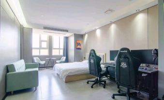 Xichuan Xingxuan E-sports Theme Hotel