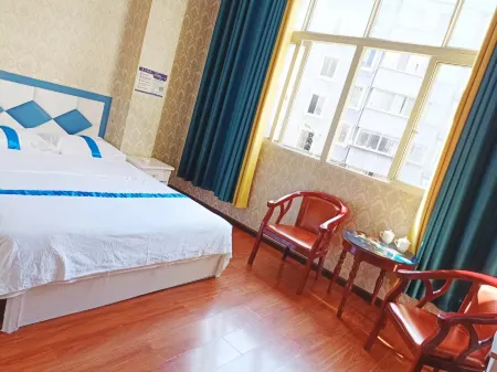 Patong Ping'an Hotel Отели рядом с достопримечательностью «Badong Yangtze River Bridge»