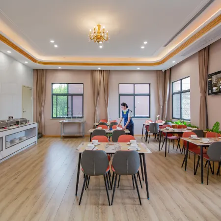 Vienna 3 Best Hotel(Hunchun South Station)