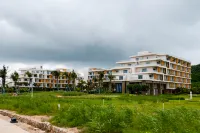 Zhuhai Changqin Island Resort Apartment (Changqin International Music Leisure Island) Hotels near Nanshawan Beach