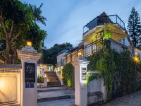 Gulangyu Sunlit Rock Garden Resort Hotels near Sunlight Rock