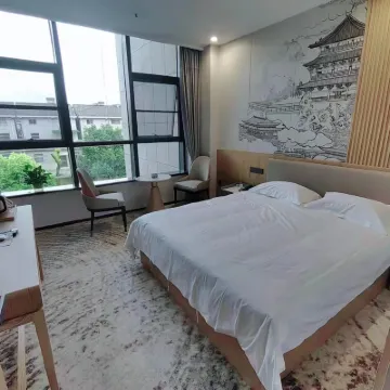 Yangzhou Jingyi Hotel (Wuyue Plaza) Hotels near Zhuyuwan Scenic Area