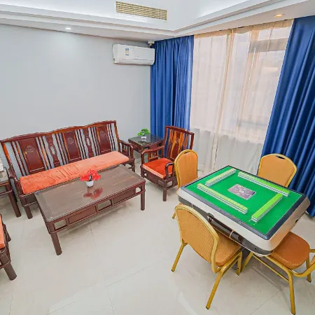 Yuhua Hotel