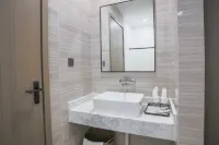 Ruifeng Hotel (Qingyuan Shunying City Plaza) - พร้อมWifi