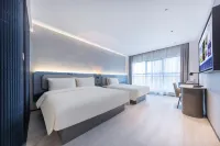 Wuhan Hankou Railway Station Tangjiadun Metro Station Qingju Hotel Hotel di Wuhan