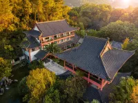 Guilin · Boxin Senshe Park Hotel Hotels near Datoushan