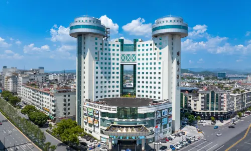 Pearl Hotel
