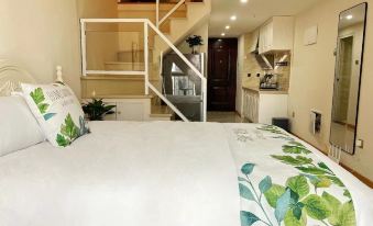 Breeze Mixc Homestay (CR Mixc City Branch)