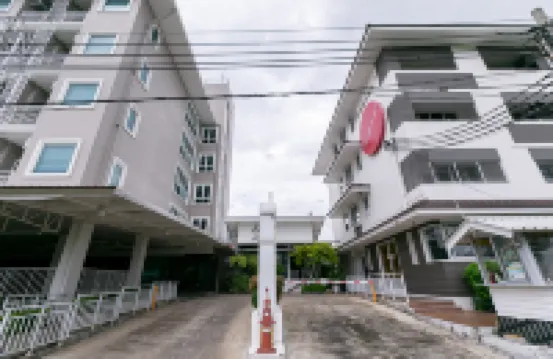 Ruan Plaisoi Apartment Hotel berhampiran Bangkok Thonburi University