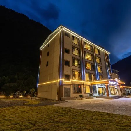 Xipan Hot Spring Resort Hotel