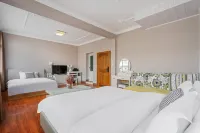 Hongrui Express Hotel