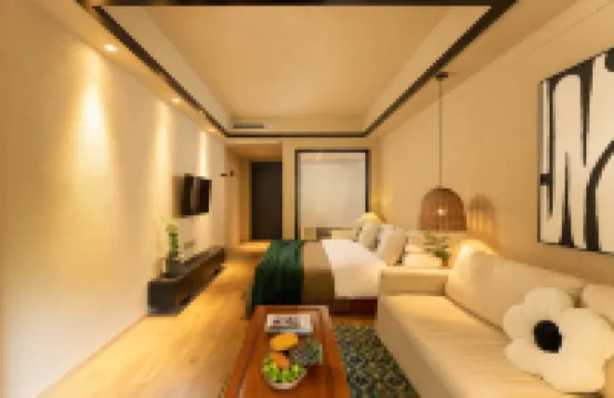 西雙版納景洪青書·無秋雨林森系（告莊星光夜市店）