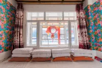 Wuchang Snow Valley mountain Courier station