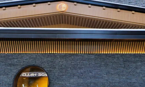 Hyakumangoku Onsen Hotel