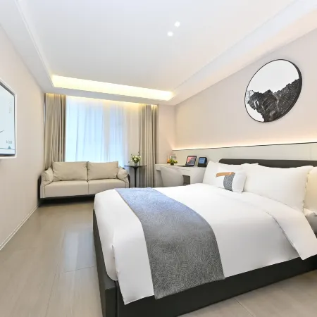 Zhi'an Hotel (Beijing Guomao Subway Station Jianwai Soho Store)