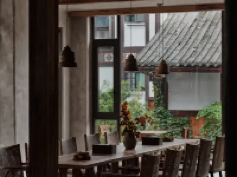 From a beautiful dream Hotel [ The most popular hotels for tourists] Hotels in Leshan