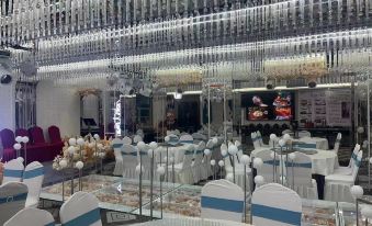 IU Hotel(Lanzhou Hongguqu Haishiwan Hotel)